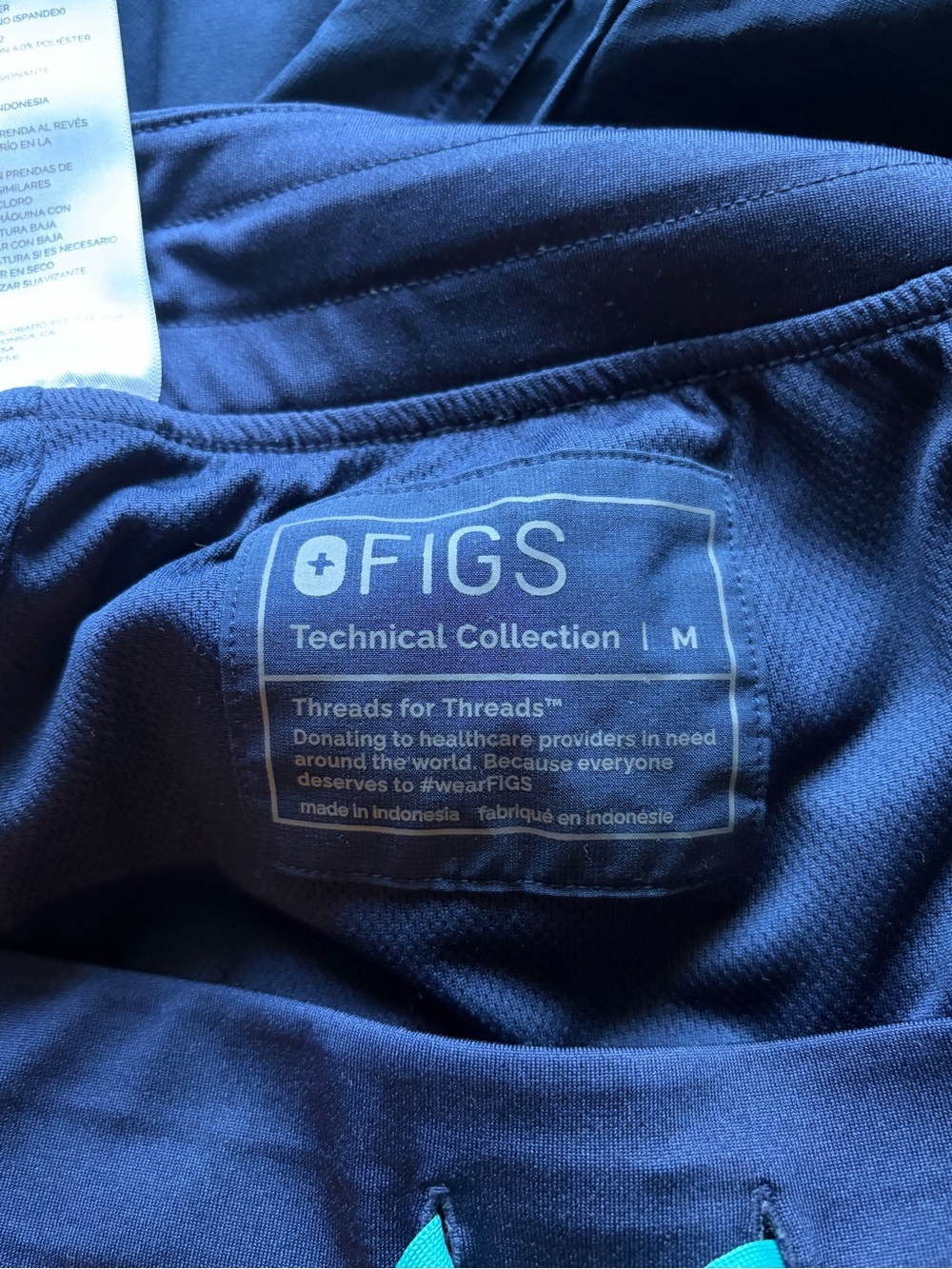 Figs Women’s Navy Jogger Scrub Pants with Teal Drawstring - Picture 4 of 4